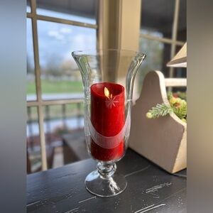 VINTAGE, CLEAR GLASS HURRICANE VASE WITH 4 1/2” BASE. SWAG & STARS ETCHING.